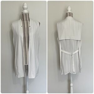 ASTR - White Sleeveless Blazer